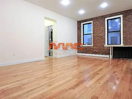 Rented by MAC Realty NY | media 2