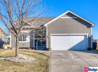 5115 N 160th Cir, Omaha, NE 68116