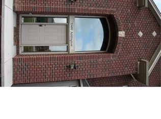 53491 Addington Dr, Macomb, MI 48042