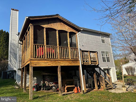 4th image of 6213 Oaklawn Ln