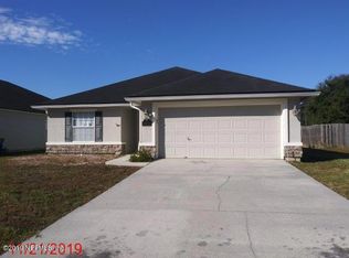 12075 Hayden Lakes Cir, Jacksonville, FL 32218
