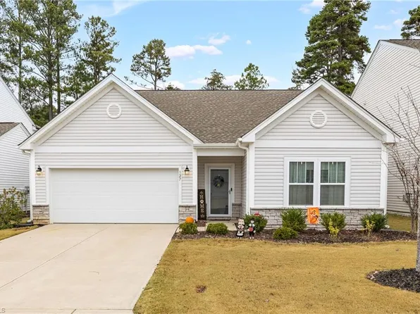 127 Centerpiece Dr, High Point, NC 27265