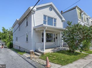 223 Locust St, Steelton, PA 17113