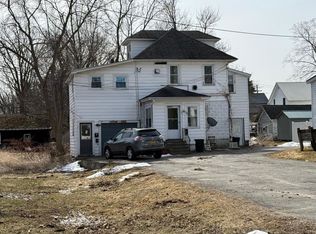 30-32 Ridgewood Ave, Massena, NY 13662