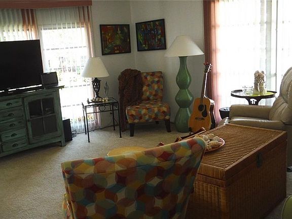 4th image of 30 Birch Creek Dr #1