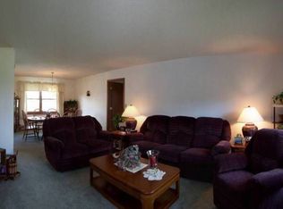 6036 W Kermit Rd, Freeport, IL 61032