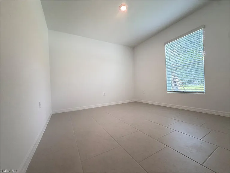337 Marabou Dr — Photo 13