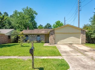 22711 Millgate Dr, Spring, TX 77373