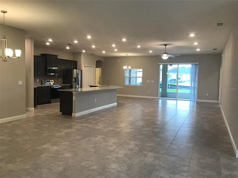 1437 Cypress View Ln — Photo 8