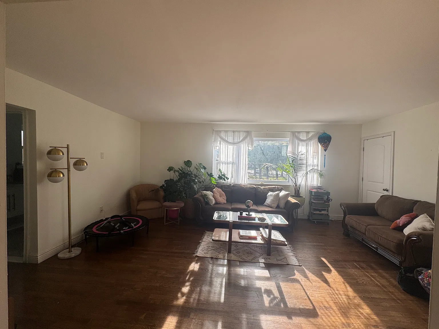 1 bed, 710 sqft, $1,900 — Photo 1