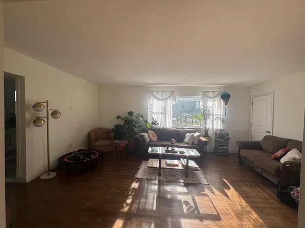 160 Evergreen Rd, Edison, NJ