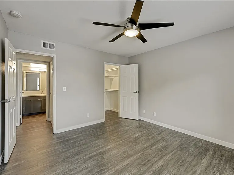 Corona Pointe Resort — Photo 28