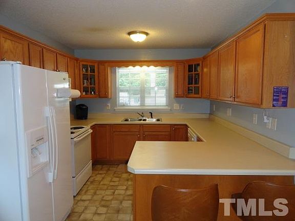 5th image of 3921 Wake Forest Hwy