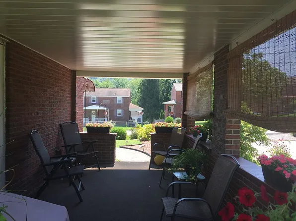706 Greenock Buena Vista Rd, Greenock, PA 15047