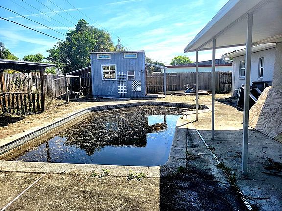 3rd image of 1922 Nixon Ave