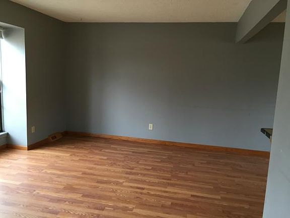 4th image of 9704 Colony Pl