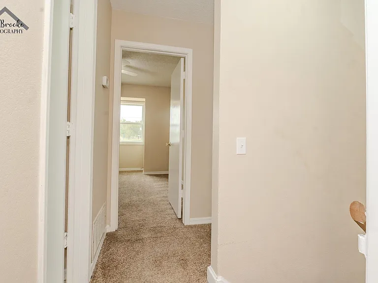 1215 N Pacific Ave — Photo 21