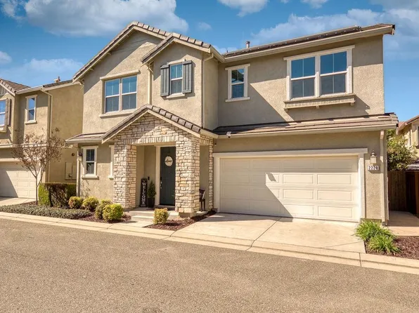 2228 Gallery Dr, Riverbank, CA 95367