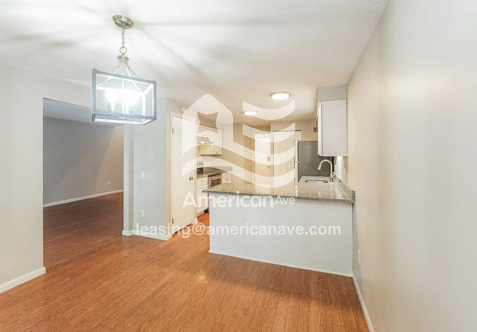 3 bed, 2.5 bath, 1728 sqft, $2,097 — Photo 3