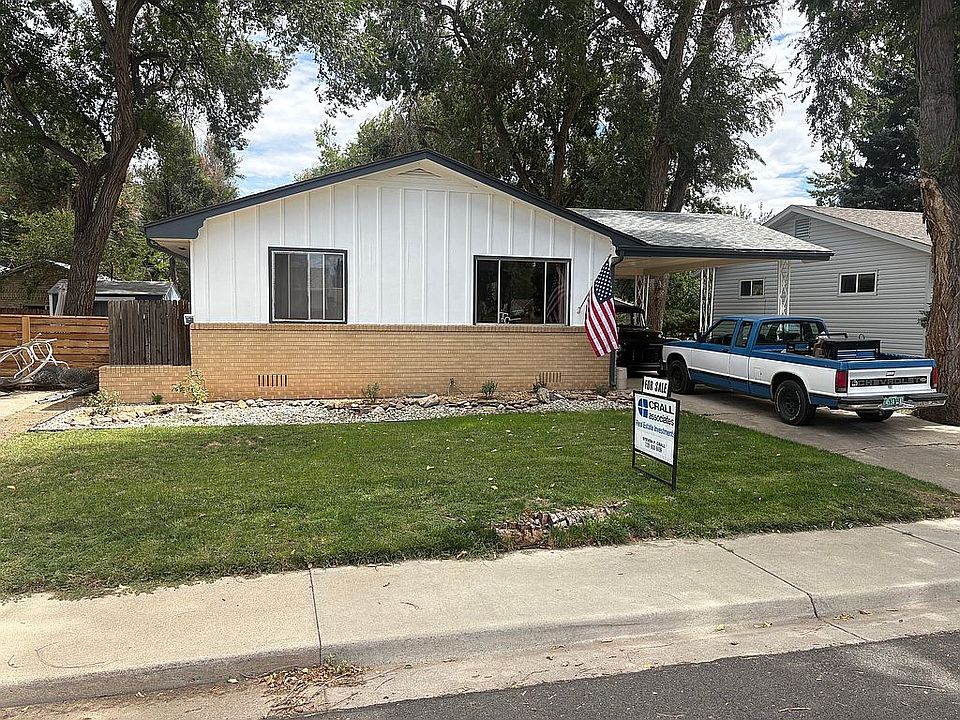 1st image of 1042 Aspen St