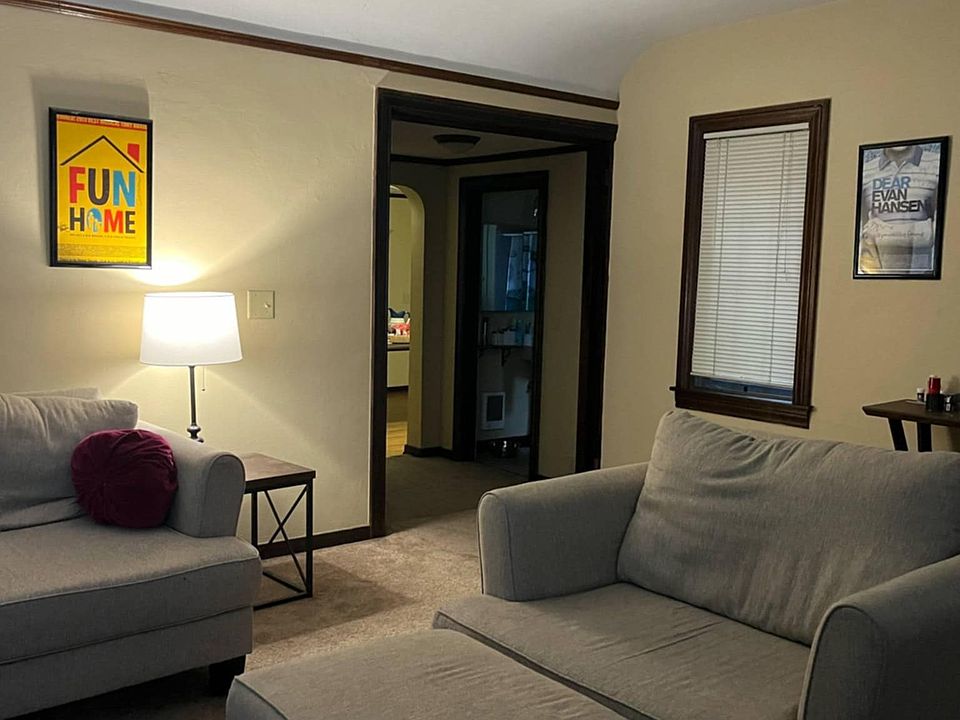Entrance to the hallway for the bathroom (on right) to bedroom 1 (on left)