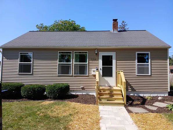 224 S Sidney St, Kimberly, WI 54136