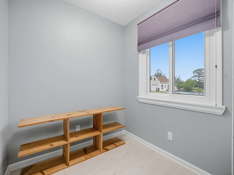 20B Freeman Dr — Photo 18