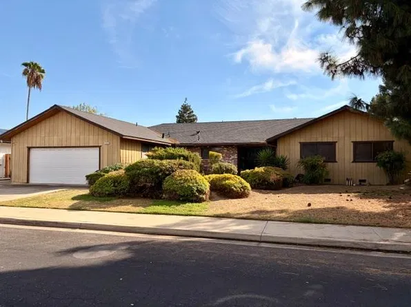2046 Mitchell Ave, Clovis, CA 93611