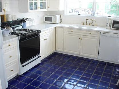 3rd image of 834 David Whites Ln