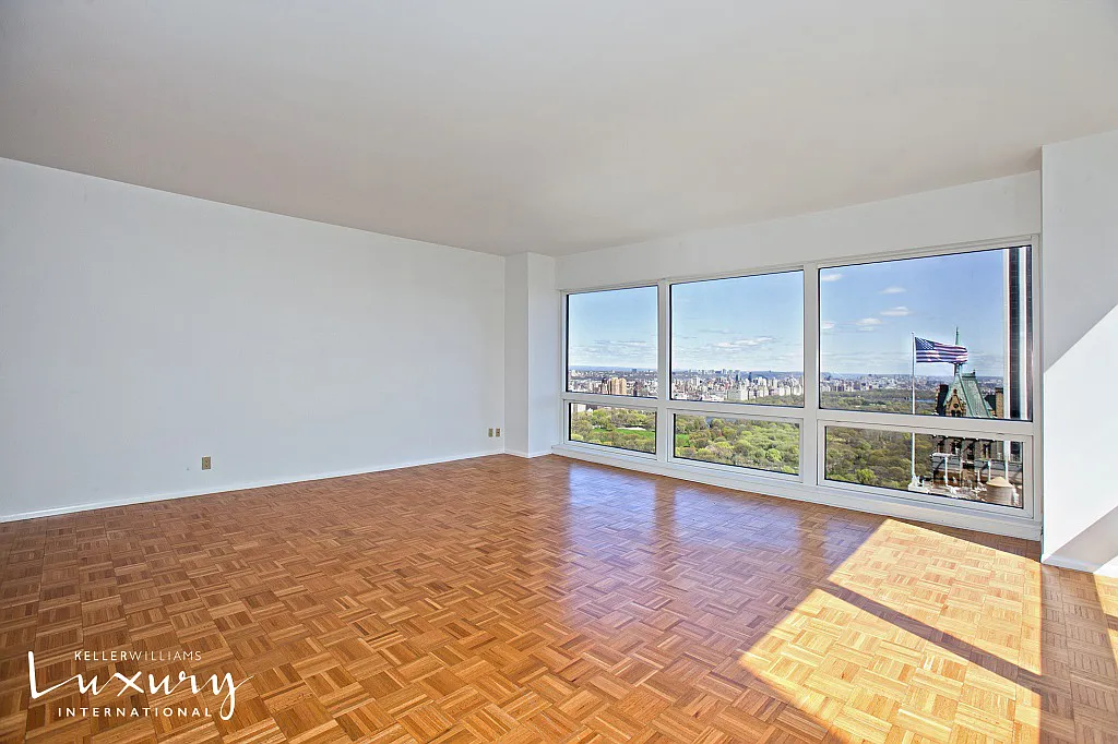 721 5th Avenue — Photo 1