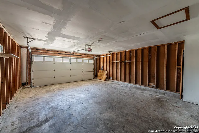 5011 Thomas Paine Dr — Photo 21