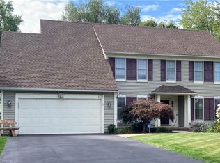 1646 Glendowan Ter, Webster, NY 14580