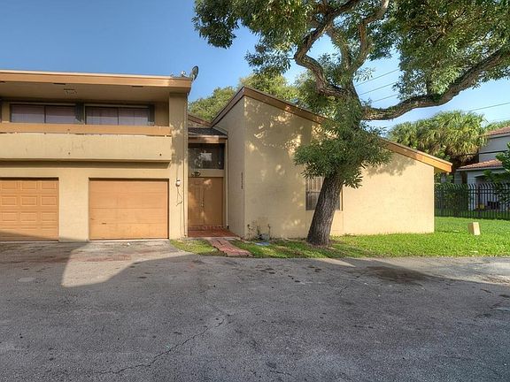 4th image of 8336 N Missionwood Cir #D-22