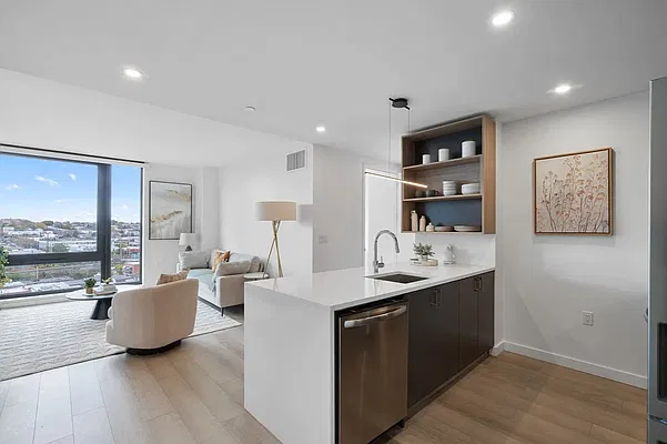 Living room, photo 1