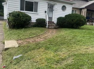 72 Woods Rd, Pittsburgh, PA 15235