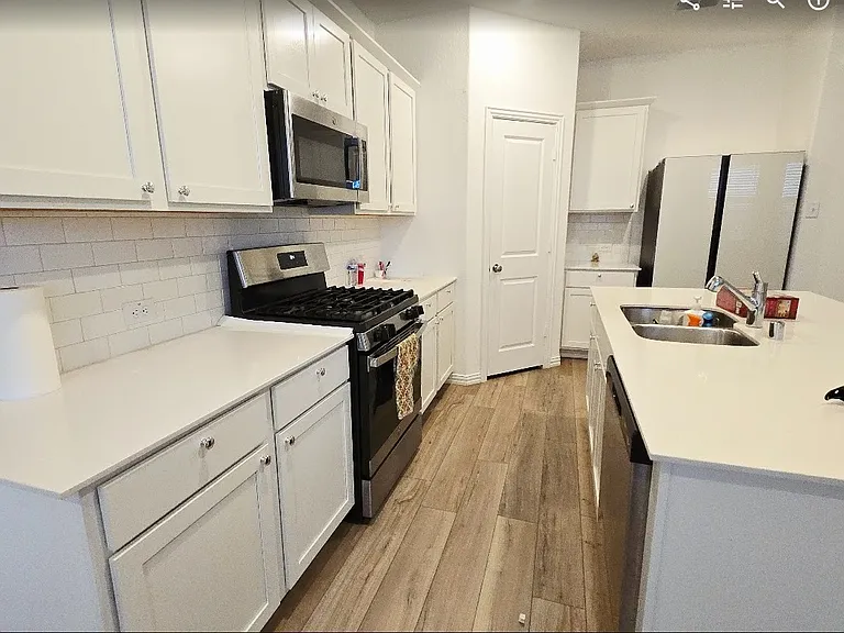 3321 Kingsdown Dr — Photo 16