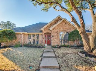 2404 Woodfield Way, Bedford, TX 76021