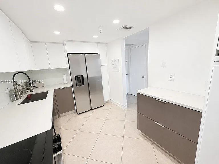 20505 E Country Club Dr #537 — Photo 6