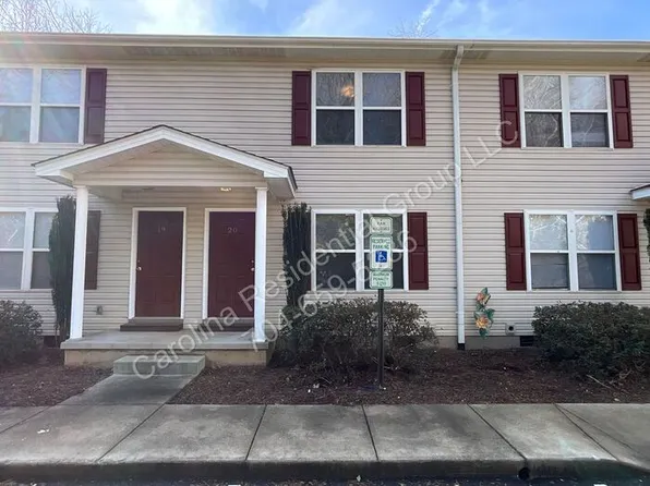 1520 N Main Ave APT 20, Newton, NC 28658