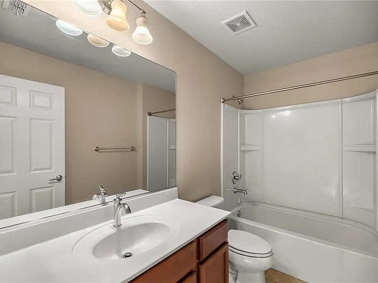 4073 SW 47th Ct — Photo 33