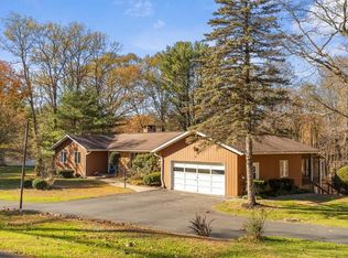 2 Libera Ct, Rhinebeck, NY 12572