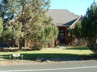 776 Nutcracker Dr, Redmond, OR 97756