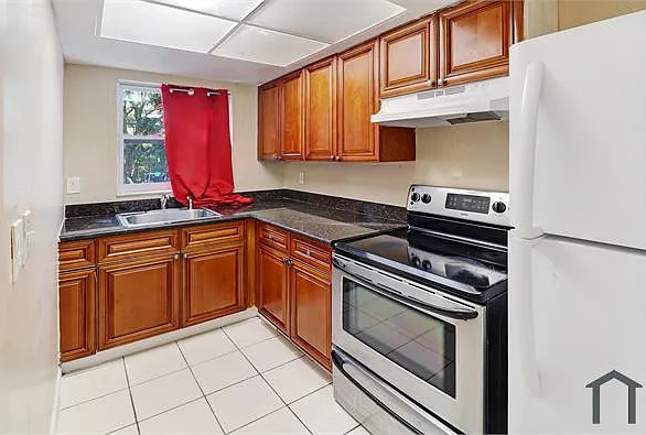 2231 NW 59th Way — Photo 9
