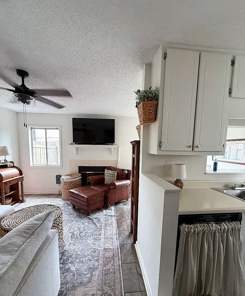2 bed, 1.5 bath, 1152 sqft, $1,000 — Photo 4