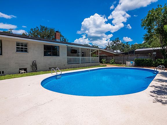 5th image of 3744 San Viscaya Dr