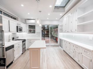 175 Carlton Ave, Brooklyn, NY 11205