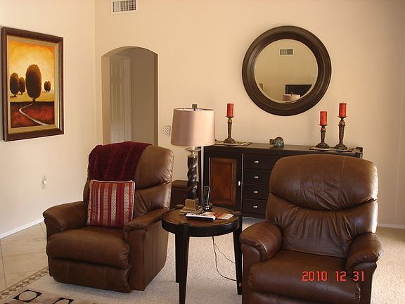 4th image of 21610 N Royal Ct
