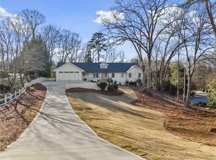 1685 Valley Rd NE, Gainesville, GA 30501