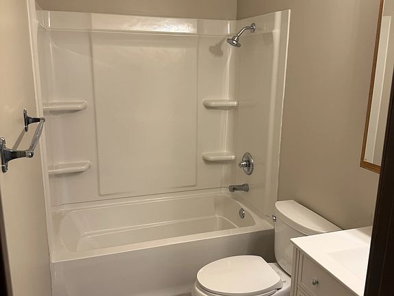2nd image of 2212 Melanie Ln #A