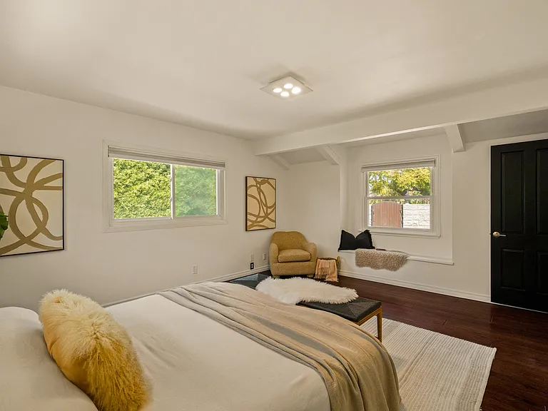 6213 S Corning Ave — Photo 23